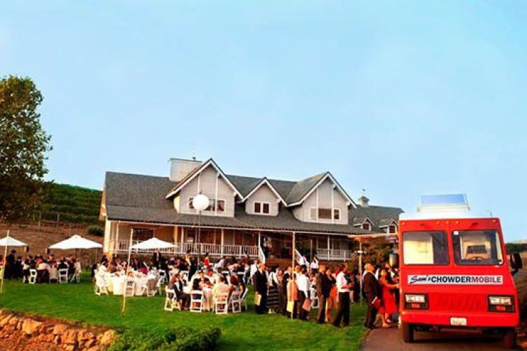 guests lined up to order at outdoor wedding reception catered by Sam's ChowderMobile fresh seafood food truck at a San Francisco Bay Area winery